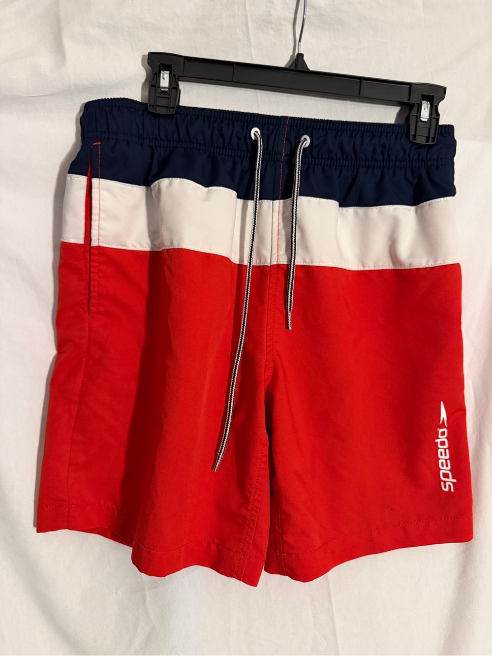 #518 Speedo Men’s Red, White & Navy Colorblock Swim Trunks